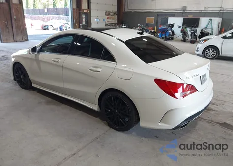 2014 Mercedes-Benz Cla 250 4Matic z USA, uszkodzony, nr VIN WDDSJ4GB9EN153609